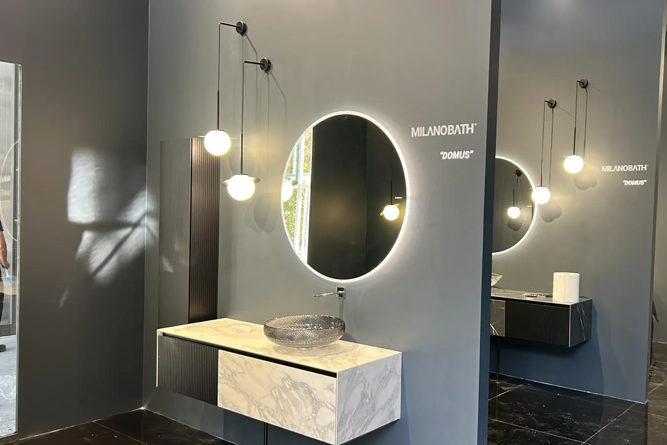 Dettaglio del mobile bagno Milanobath "Domus" nello stand Glass Design Italy a Cersaie