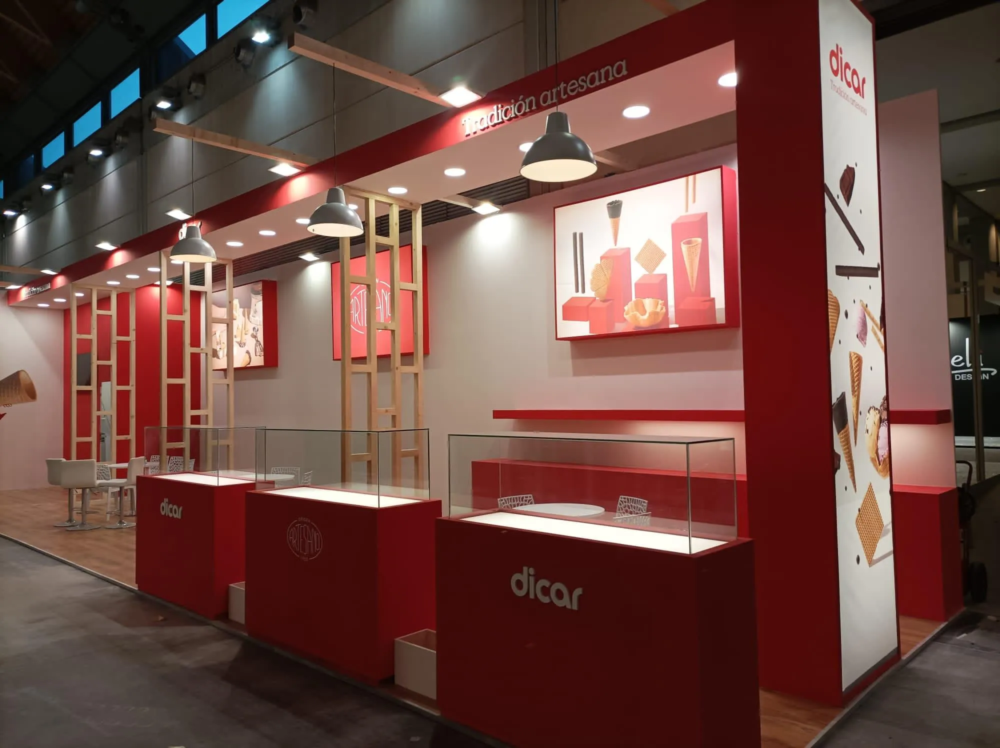 Trade show stand built by Stanport — 34
