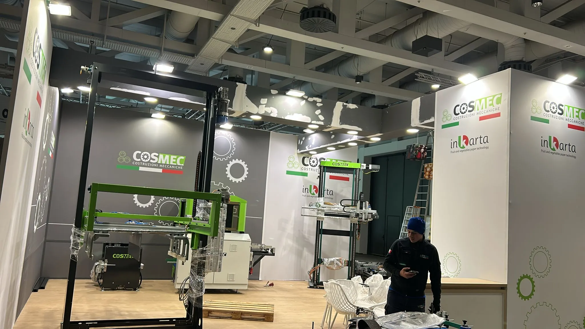 Trade show stand built by Stanport — 35