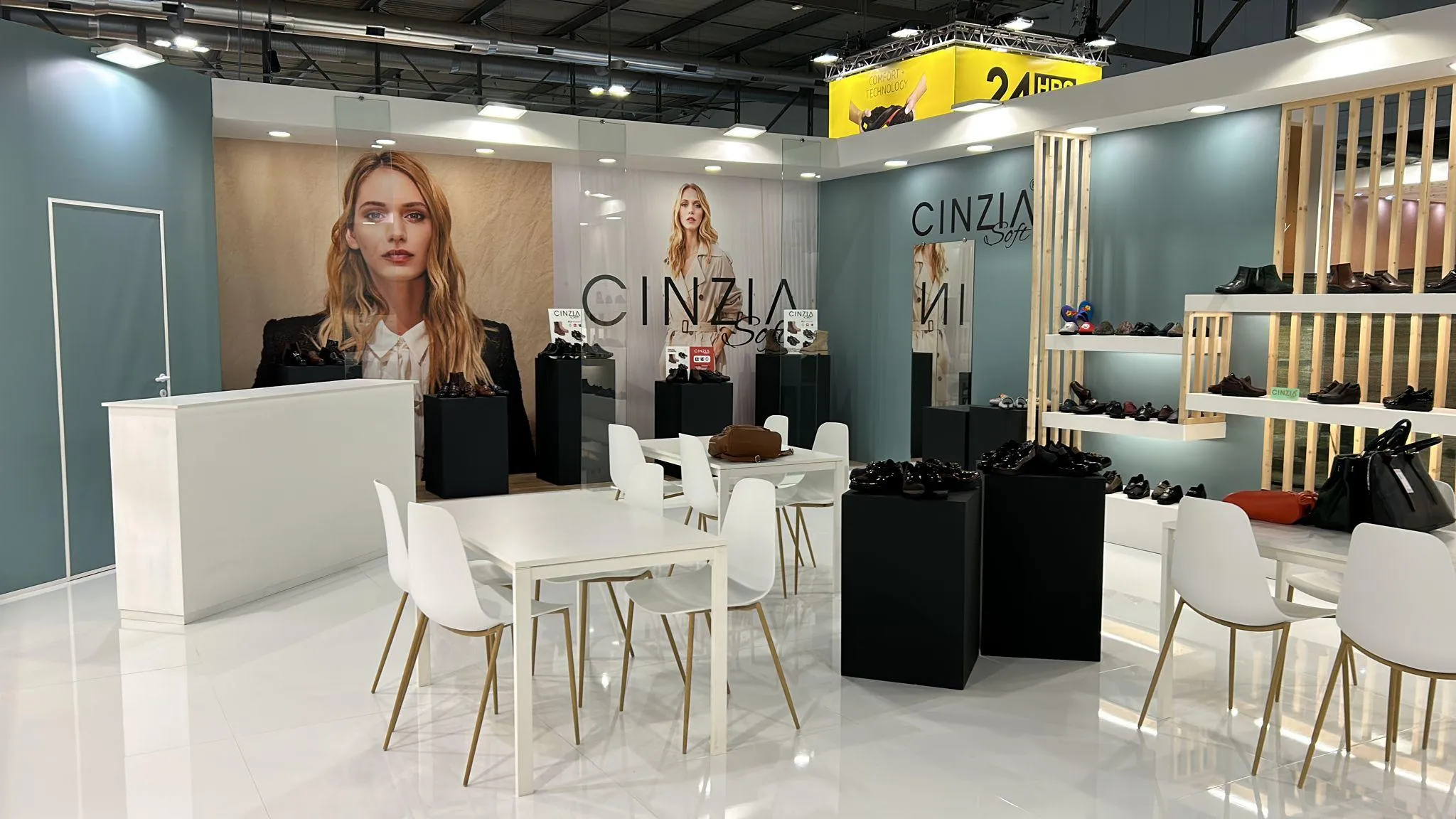 Trade show stand built by Stanport — 36